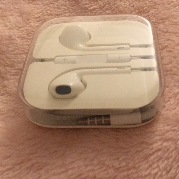 Apple headphones - Picture 3 of 3